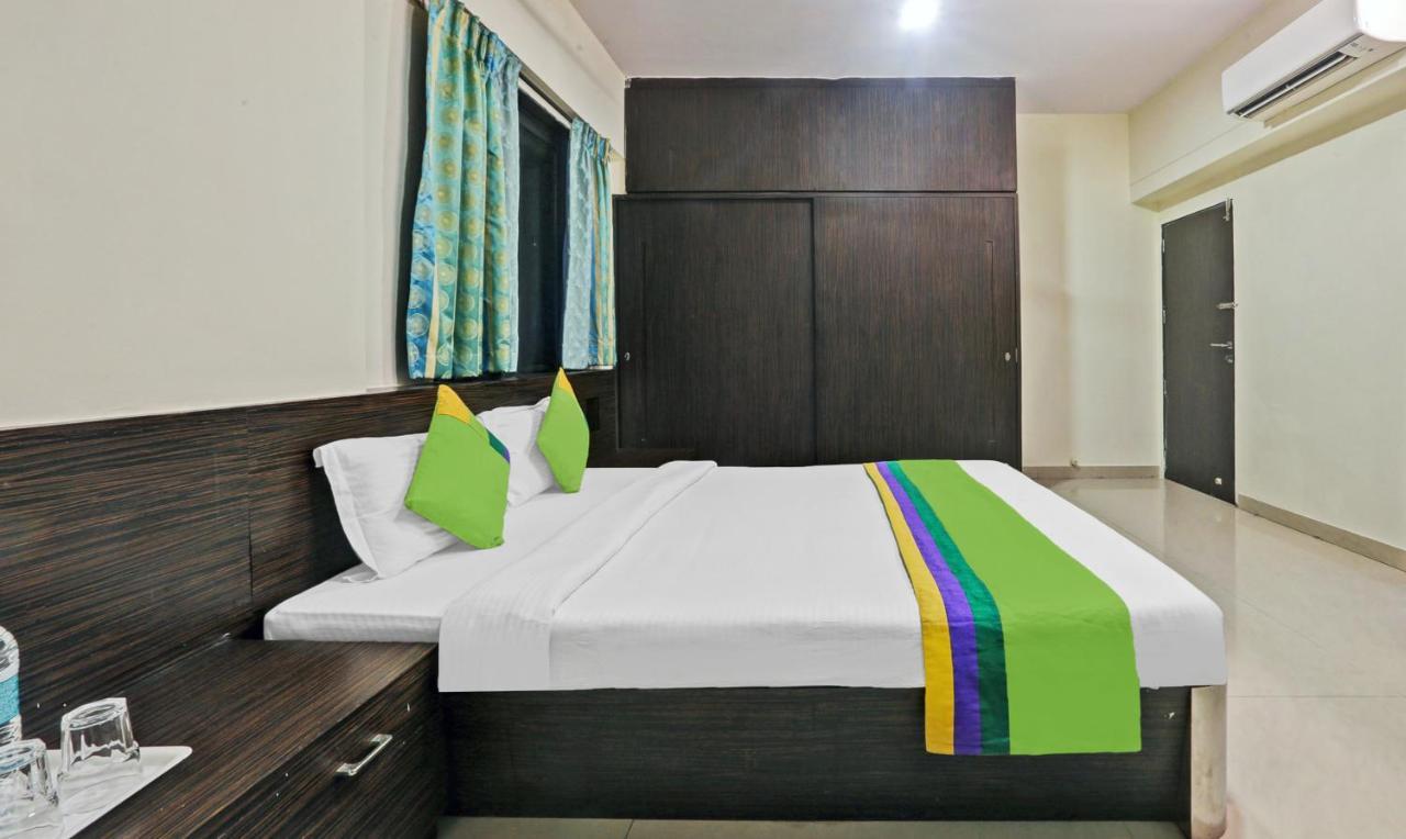 Treebo Trend Bandra Apartments Мумбаи Экстерьер фото