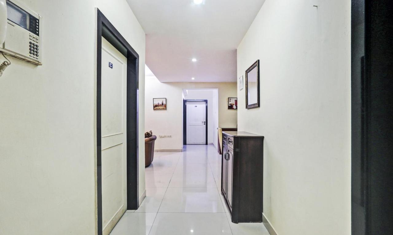 Treebo Trend Bandra Apartments Мумбаи Экстерьер фото